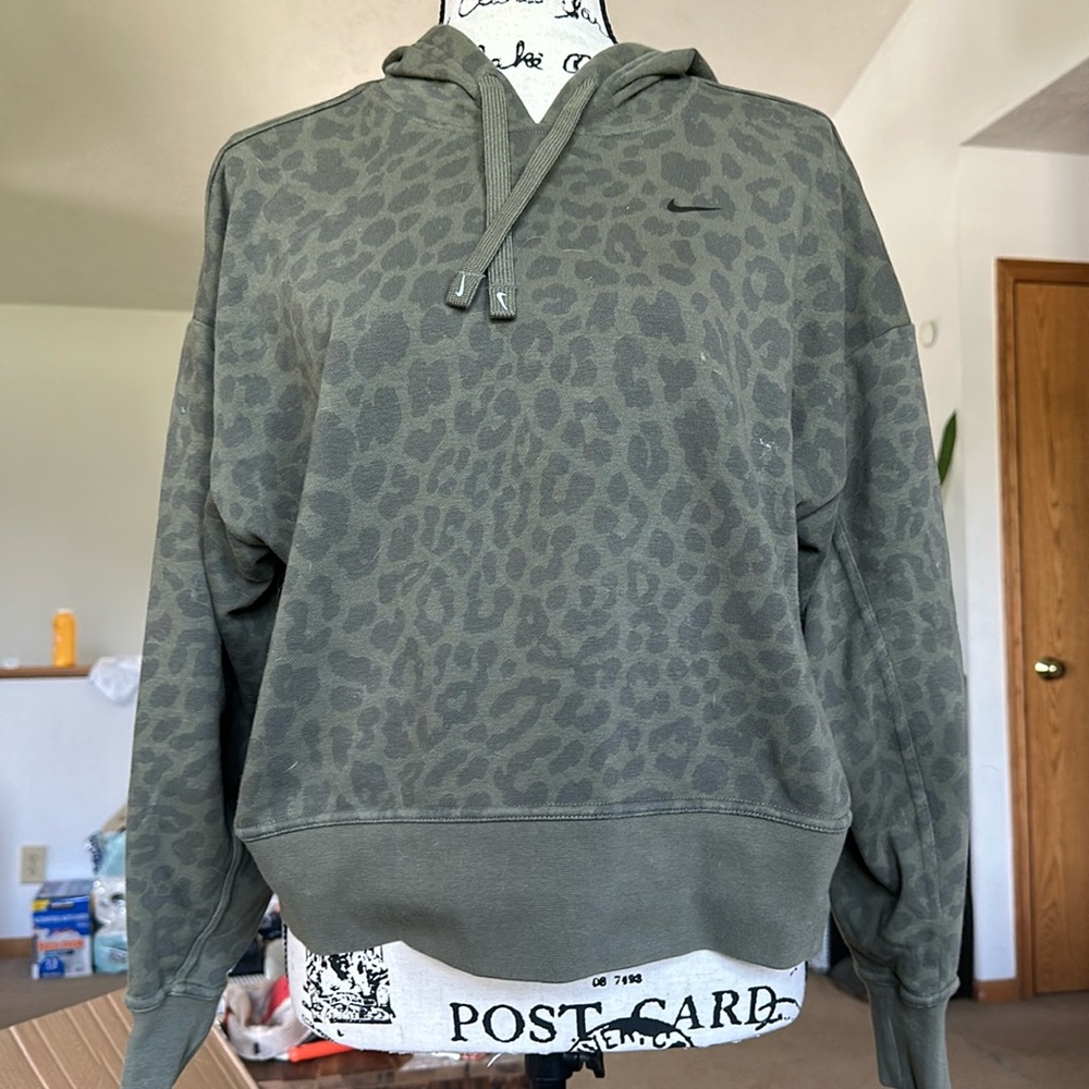 Nike cheetah print hoodie